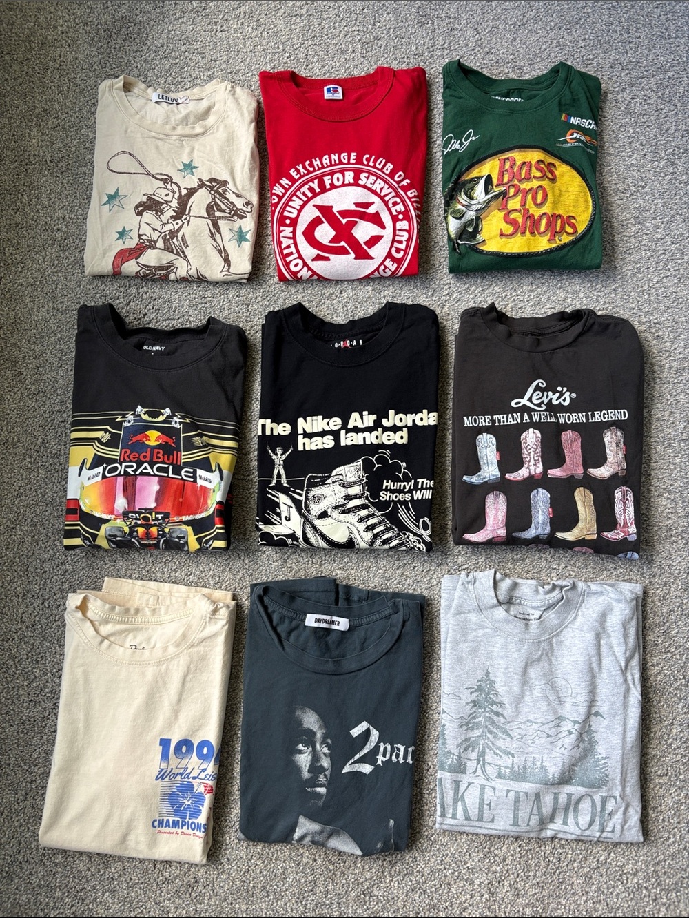 Bundle of 9 misc graphic tees in excellent condition. All sold together.